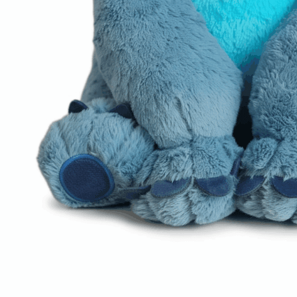 zoom en detalles costuras peluche Stitch 55cm